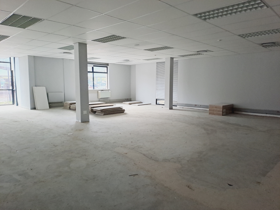 To Let commercial Property for Rent in Plattekloof Western Cape